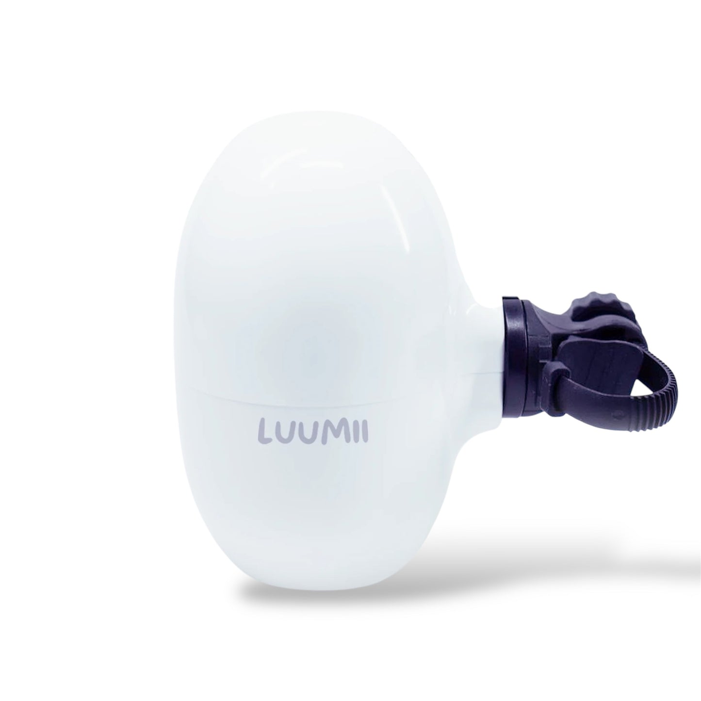 Luumii Baby Rocker med tydelig visning av festet som brukes til å montere enheten på vogn eller seng